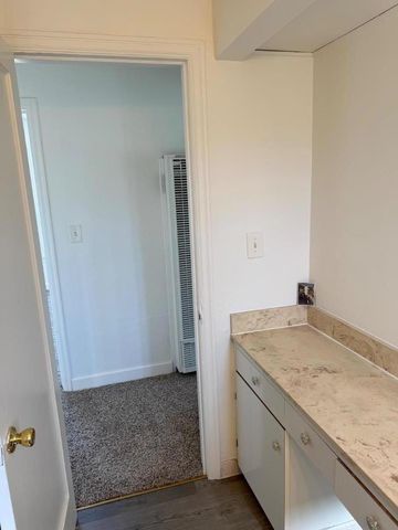 85 Paloma Avenue, Salinas, CA 93905