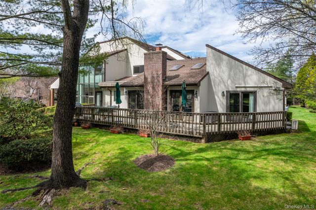 7 Brookridge Road, New Rochelle, NY 10804