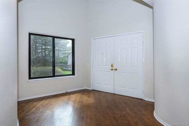 7 Brookridge Road, New Rochelle, NY 10804