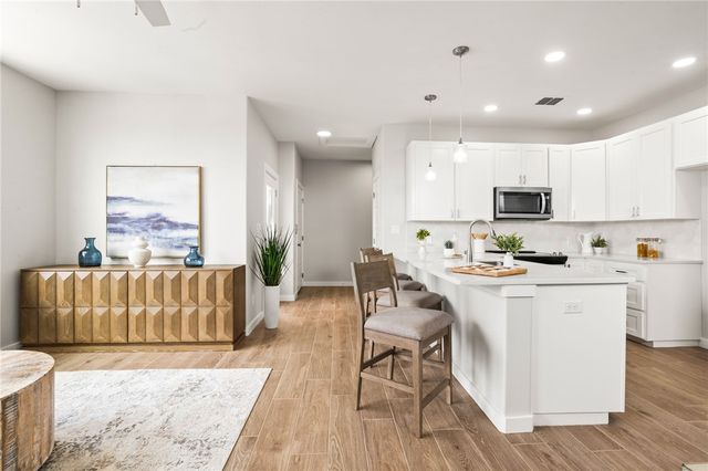 603 E Avenue G 404, Port Aransas, TX 78373