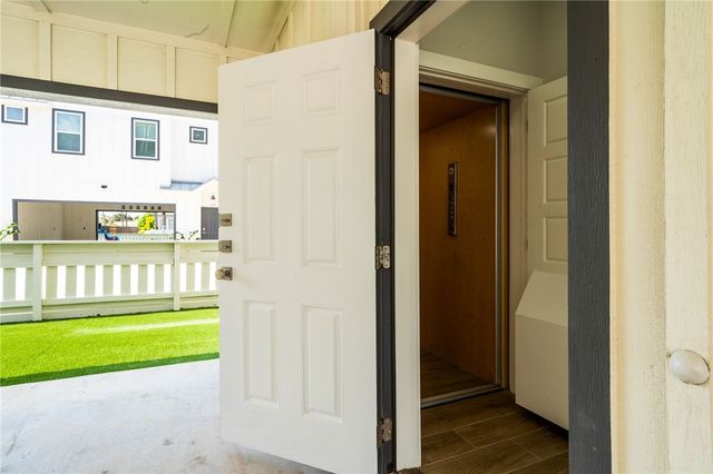 603 E Avenue G 404, Port Aransas, TX 78373