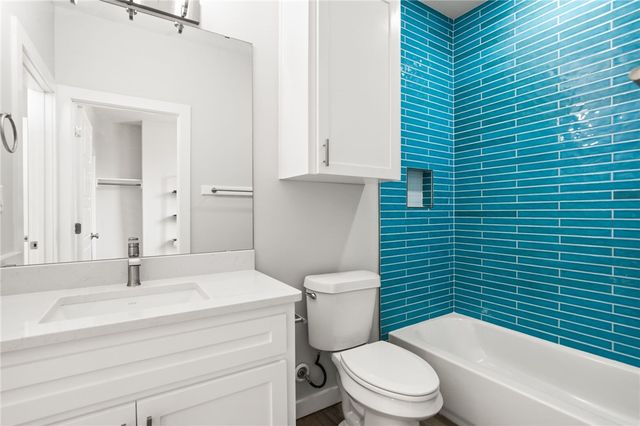 603 E Avenue G 404, Port Aransas, TX 78373