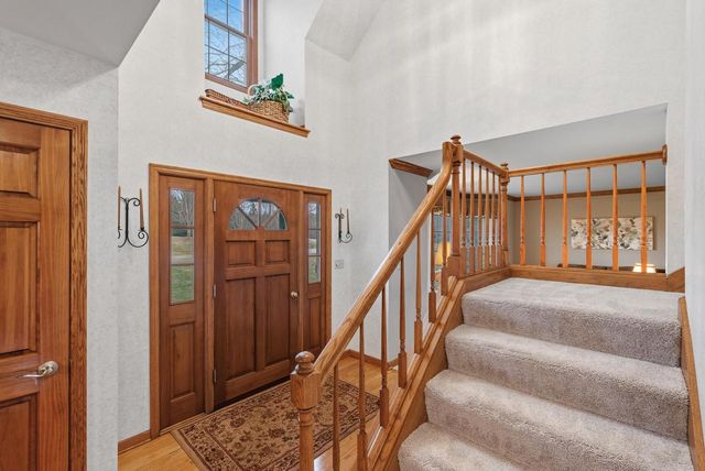 1925 Field Cliffe DRIVE, Richfield, WI 53076