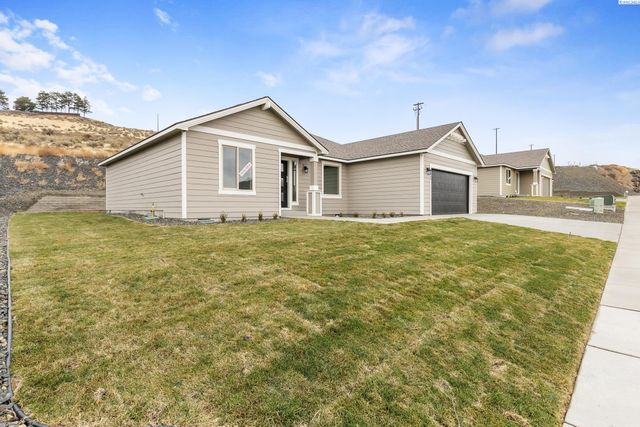 6254 W 28th Ave, Kennewick, WA 99338