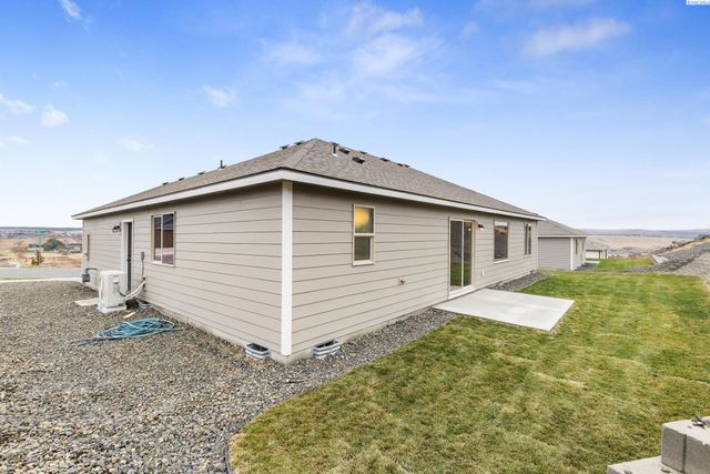 6254 W 28th Ave, Kennewick, WA 99338
