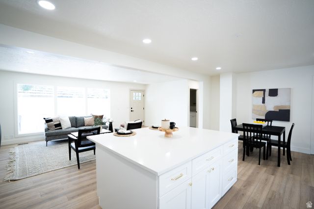 1211 E BREKENRIDGE DR, Murray, UT 84117