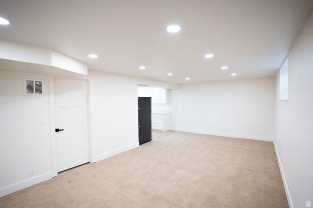 1211 E BREKENRIDGE DR, Murray, UT 84117