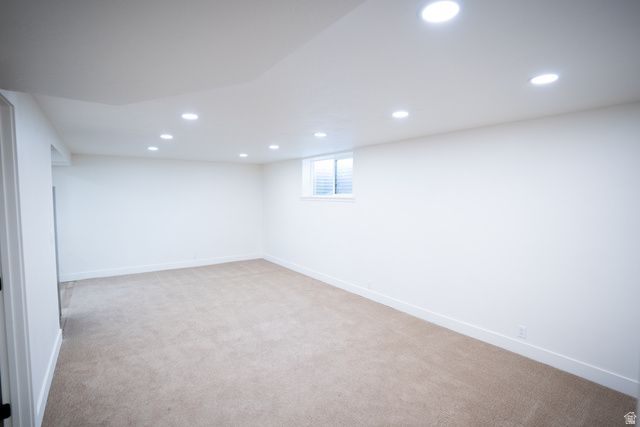 1211 E BREKENRIDGE DR, Murray, UT 84117