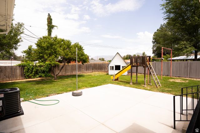 1211 E BREKENRIDGE DR, Murray, UT 84117