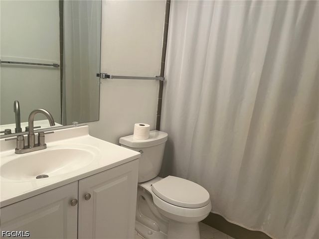 1740 Pine Valley DR 110, Fort Myers, FL 33907