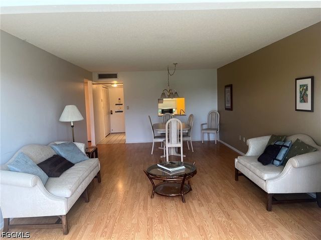 1740 Pine Valley DR 110, Fort Myers, FL 33907
