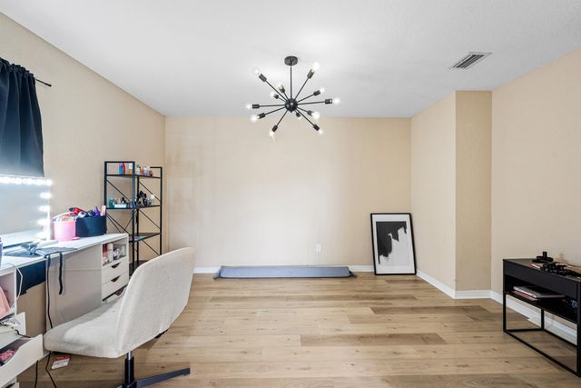 5827 Gypsum Place, West Palm Beach, FL 33413