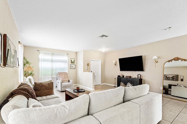 5827 Gypsum Place, West Palm Beach, FL 33413