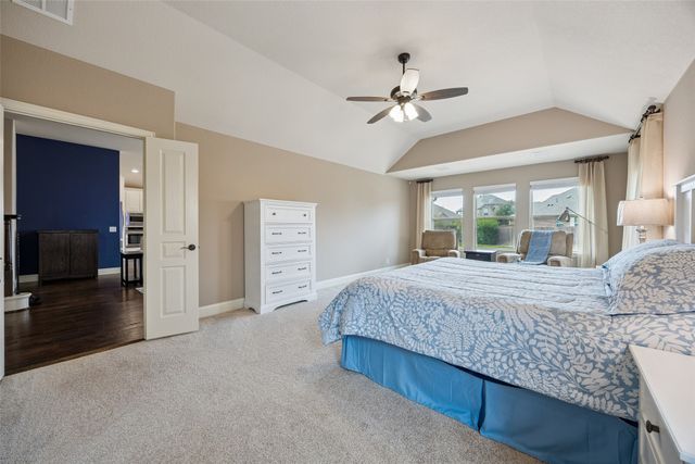 203 Oakcrest Drive, Justin, TX 76247