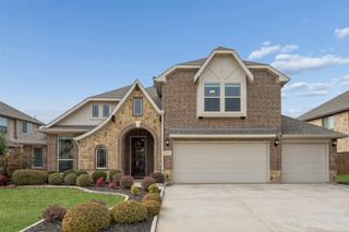 203 Oakcrest Drive, Justin, TX 76247