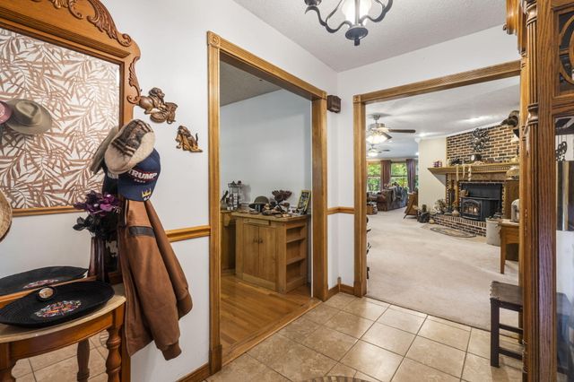 3206 W Grayrock Drive, Springfield, MO 65810