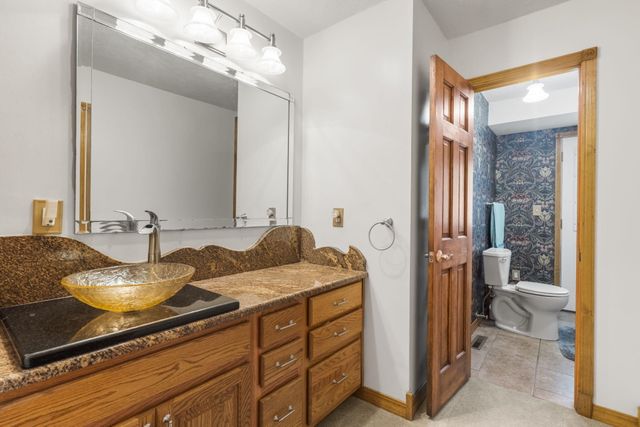 3206 W Grayrock Drive, Springfield, MO 65810