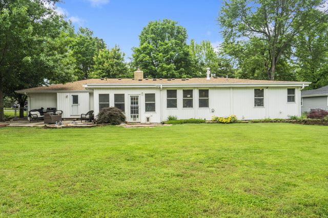 3206 W Grayrock Drive, Springfield, MO 65810