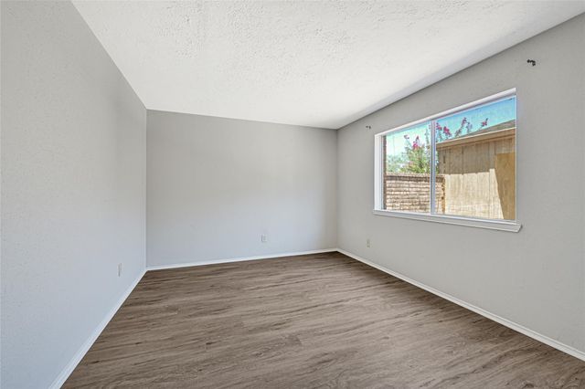 7314 Addicks Clodine Road, Houston, TX 77083