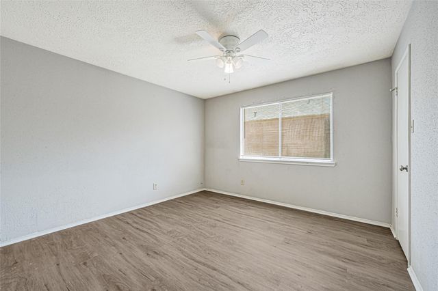 7314 Addicks Clodine Road, Houston, TX 77083