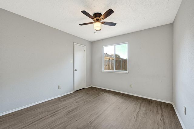 7314 Addicks Clodine Road, Houston, TX 77083