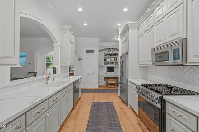 200 Middle Creek Park Avenue, Apex, NC 27539