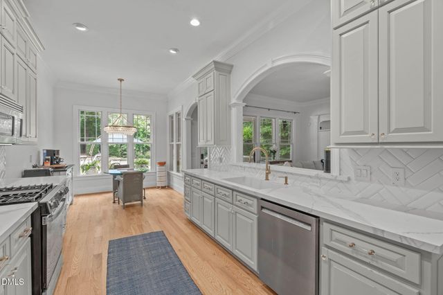 200 Middle Creek Park Avenue, Apex, NC 27539