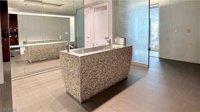 4575 Dean Martin Drive 1410, Las Vegas, NV 89103