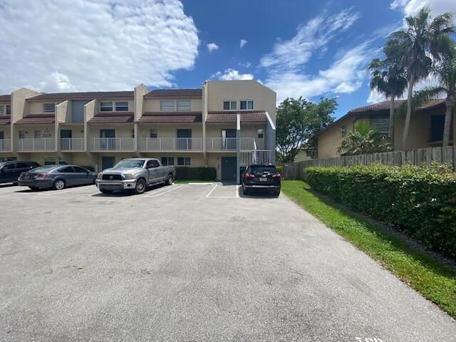 3751 NW 115th Avenue 4-3, Coral Springs, FL 33065