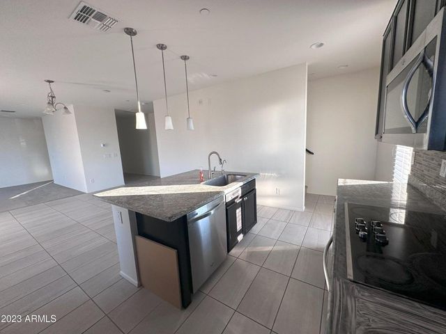 1250 N Abbey Lane Unit 219, Chandler, AZ 85226