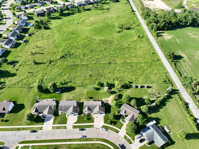 1128 Crestline Drive, Milton, WI 53563