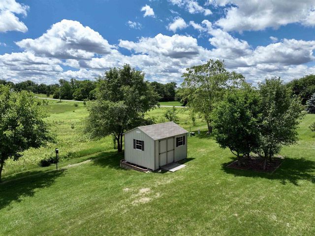 1128 Crestline Drive, Milton, WI 53563