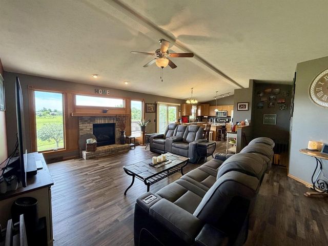 1128 Crestline Drive, Milton, WI 53563