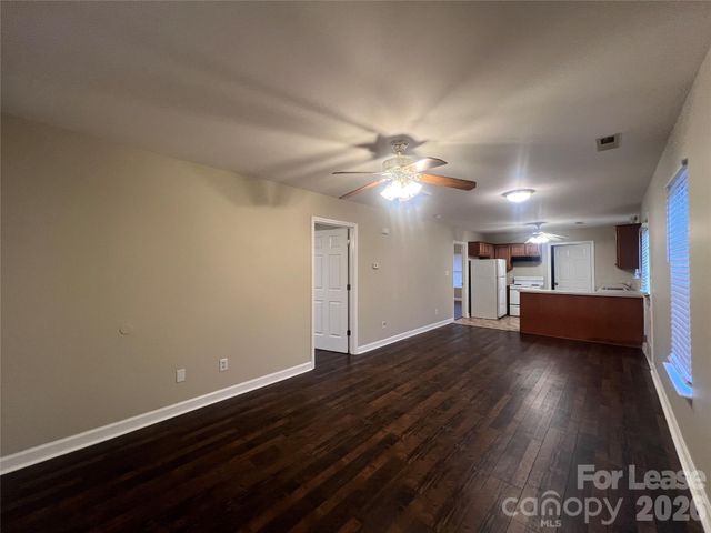 2004 Grandhaven Drive B, Mount Holly, NC 28120