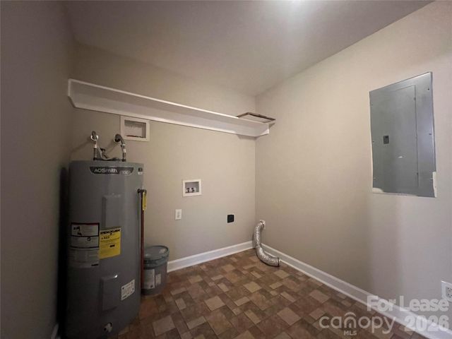 2004 Grandhaven Drive B, Mount Holly, NC 28120