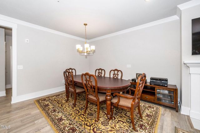 10530 Sablewood Drive 112, Raleigh, NC 27617