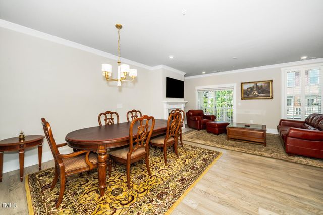 10530 Sablewood Drive 112, Raleigh, NC 27617