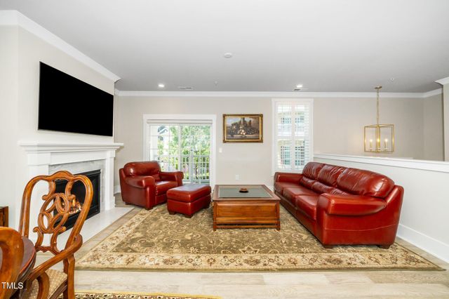 10530 Sablewood Drive 112, Raleigh, NC 27617