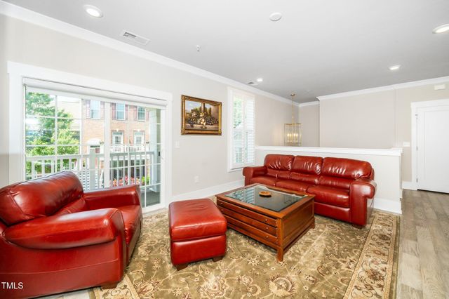 10530 Sablewood Drive 112, Raleigh, NC 27617