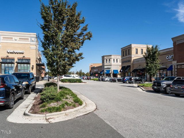 10530 Sablewood Drive 112, Raleigh, NC 27617