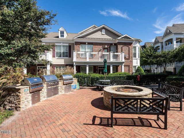 10530 Sablewood Drive 112, Raleigh, NC 27617