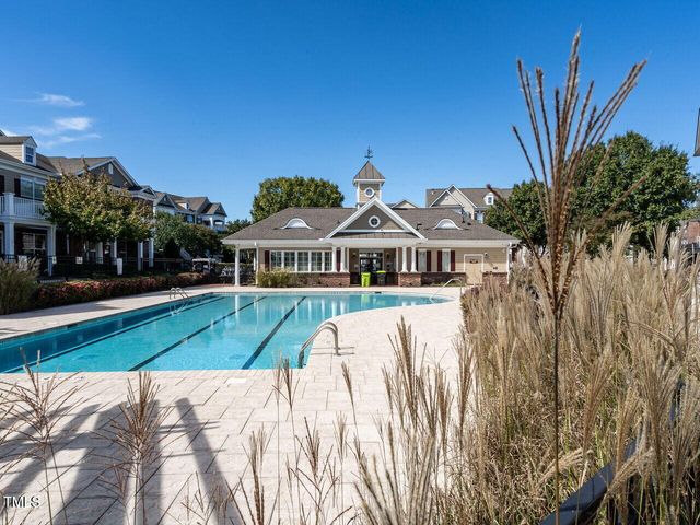 10530 Sablewood Drive 112, Raleigh, NC 27617