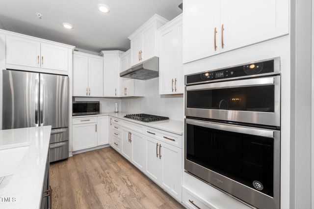10530 Sablewood Drive 112, Raleigh, NC 27617