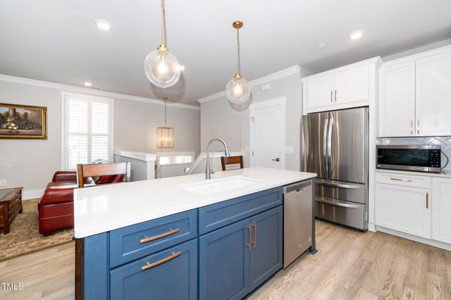 10530 Sablewood Drive 112, Raleigh, NC 27617