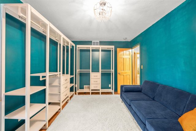 212 Clay Street, Niles, MI 49120