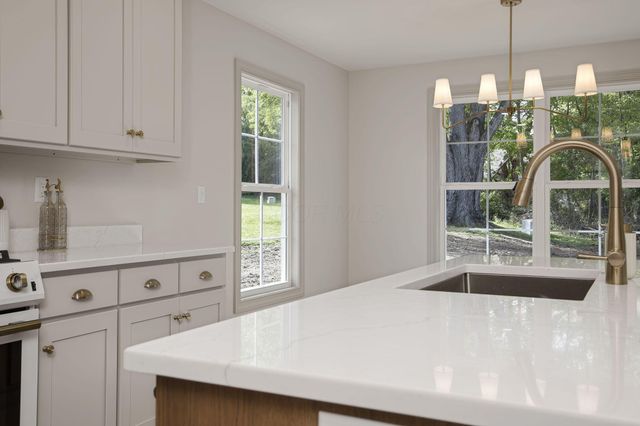 99 Rome Beauty Court, Howard, OH 43028
