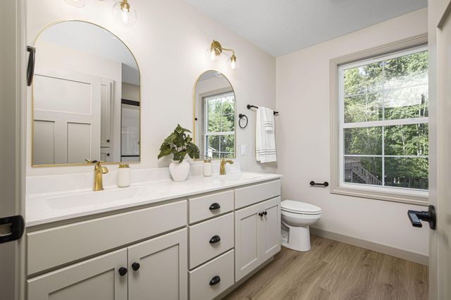 99 Rome Beauty Court, Howard, OH 43028