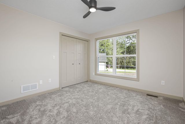 99 Rome Beauty Court, Howard, OH 43028