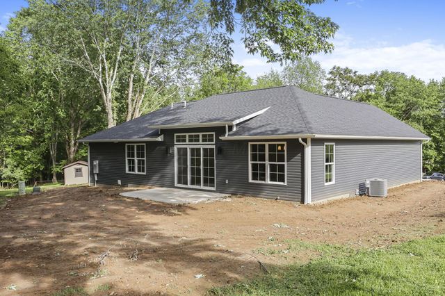99 Rome Beauty Court, Howard, OH 43028