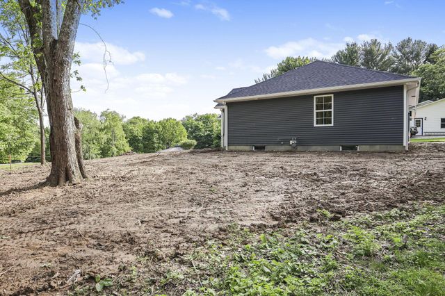 99 Rome Beauty Court, Howard, OH 43028